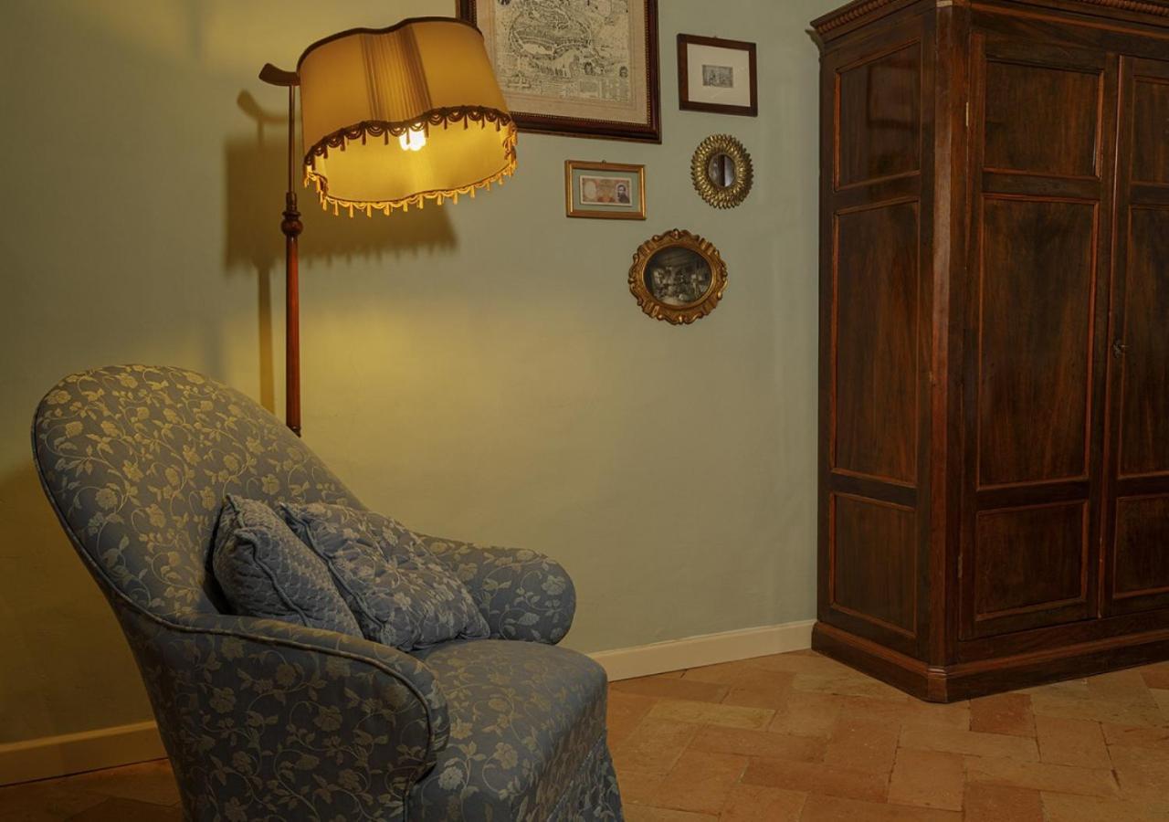 Bed and Breakfast Il Cortile Segreto San Severino Marche Exterior foto