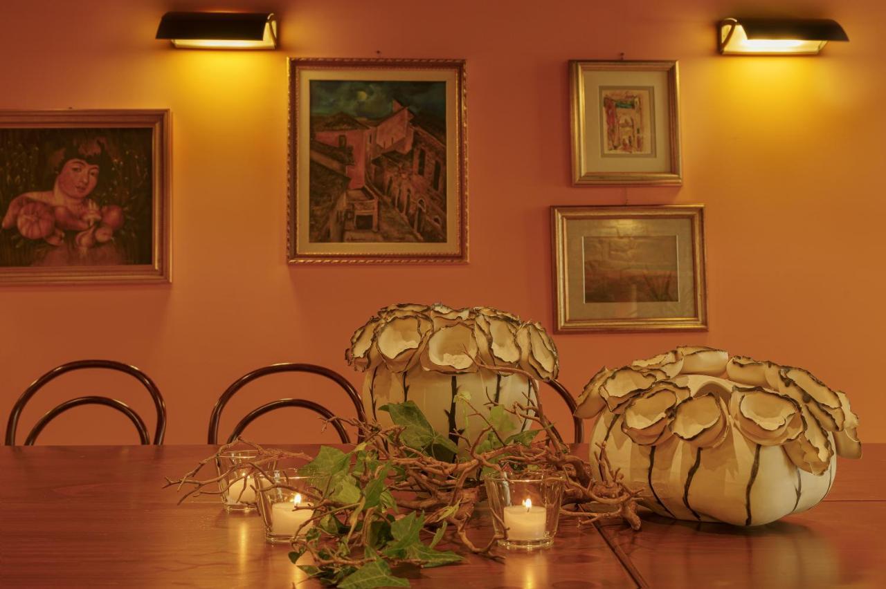 Bed and Breakfast Il Cortile Segreto San Severino Marche Exterior foto